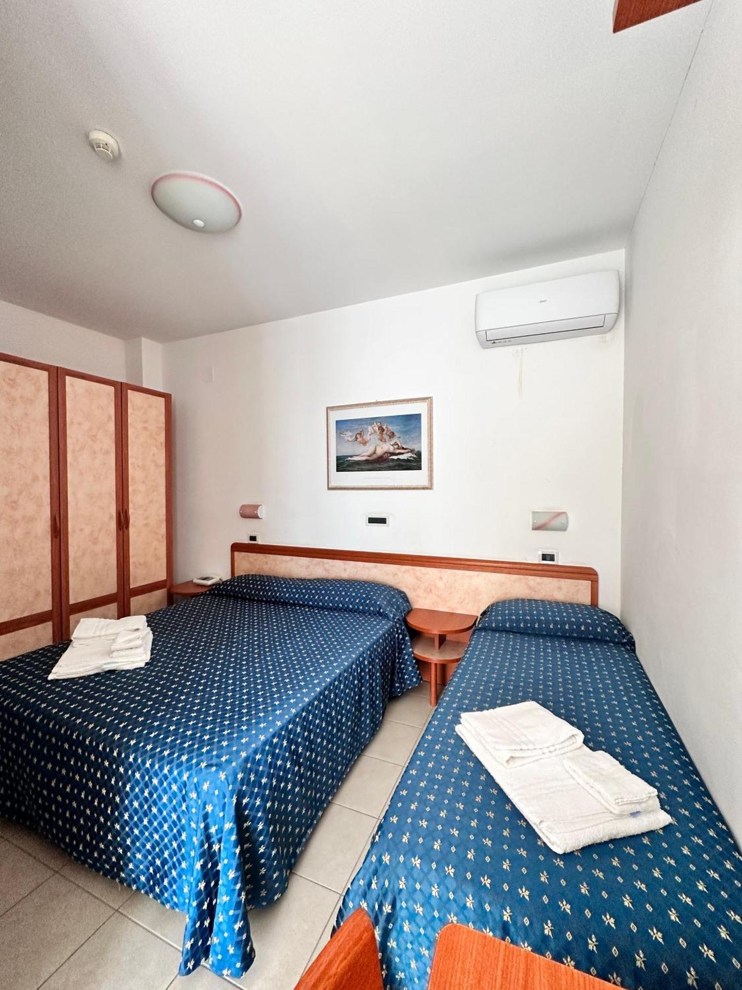 Hotel Holiday Martinsicuro Rom bilde