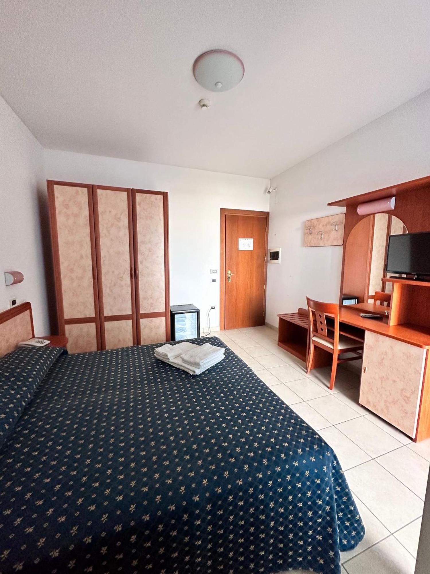 Hotel Holiday Martinsicuro Rom bilde